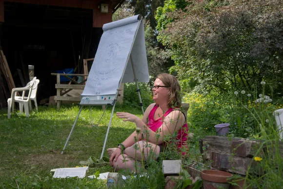 Lumia Huhdanpää-Jais teaching social permaculture at the Beyond Buckthorns